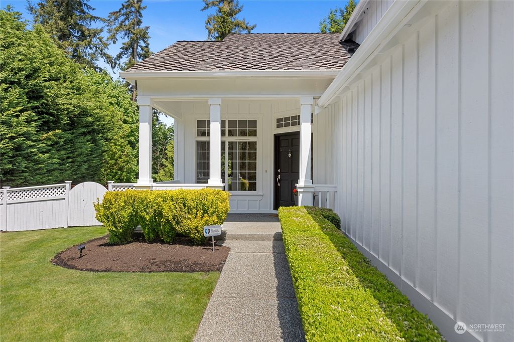 Photo of 6053 Championship Court, Mukilteo, WA 98275 (MLS # 2075835)
