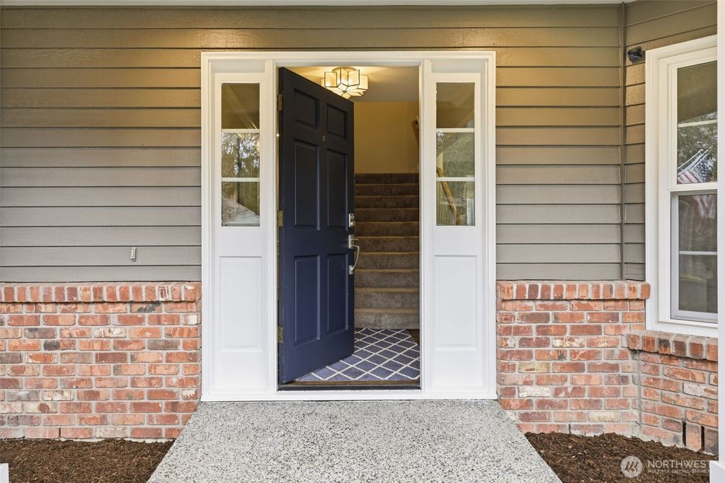 Photo of 2133 222nd Place NE, Sammamish, WA 98074 (MLS # 2486555)