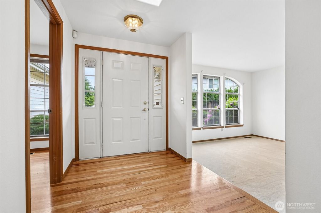 Photo of 11110 SE 219th Place, Kent, WA 98031 (MLS # 2529572)
