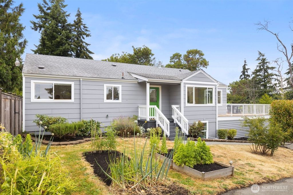 Photo of 10835 35th Avenue SW, Seattle, WA 98146 (MLS # 2554321)