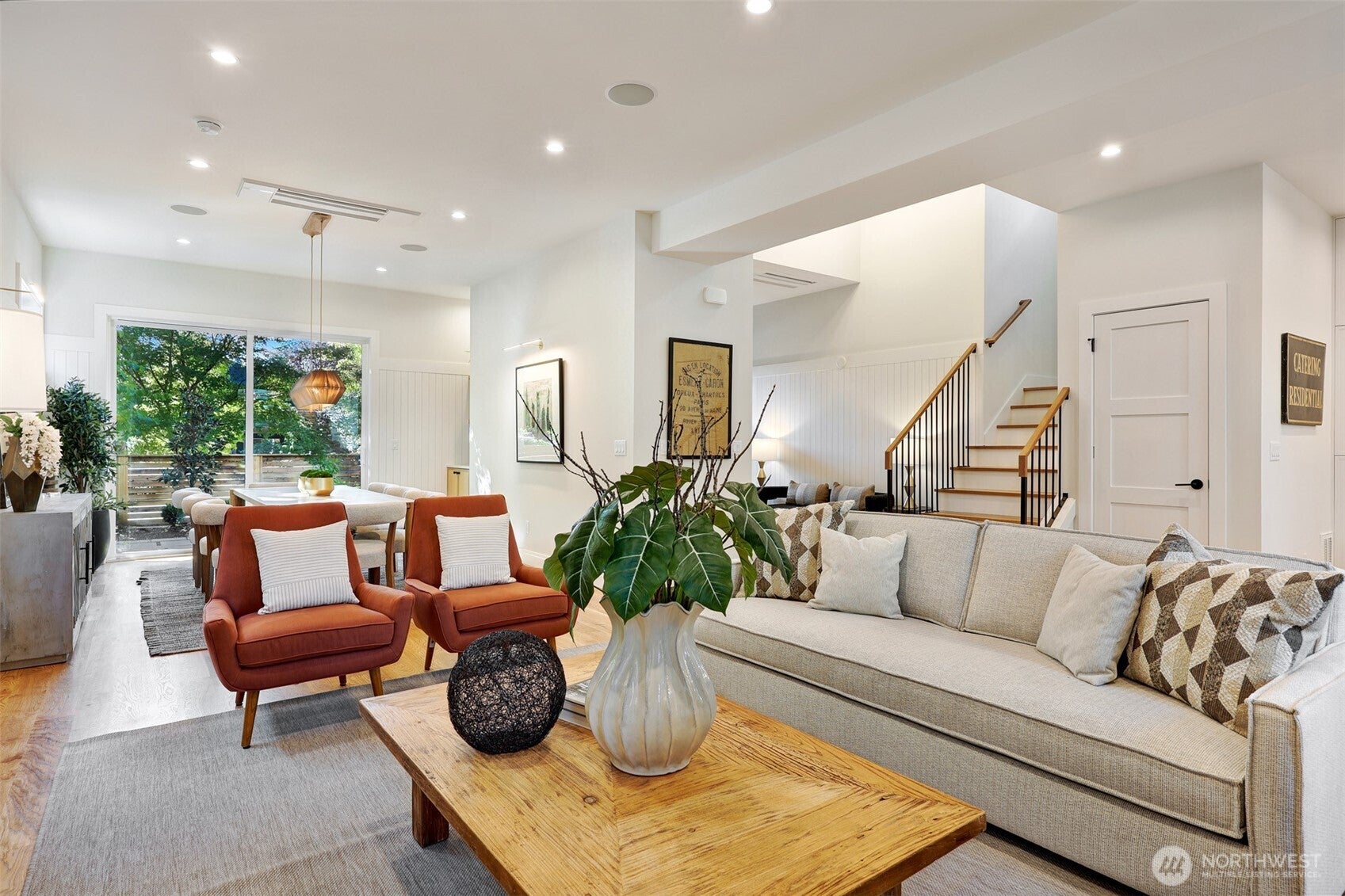 2004 McGilvra Boulevard E