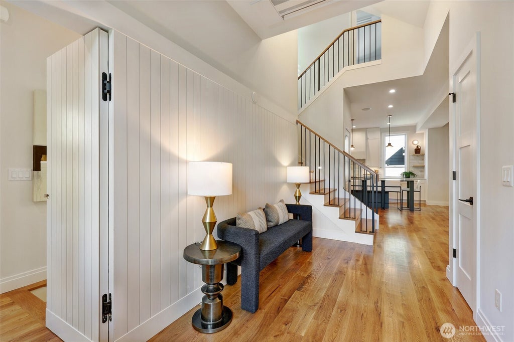 Photo of 2004 McGilvra Boulevard E, Seattle, WA 98112 (MLS # 2582669)