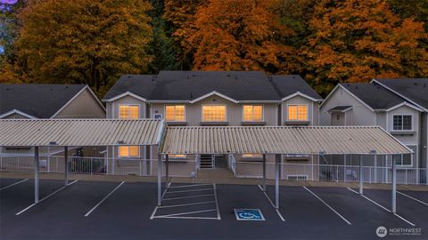 Photo of 805 Harrington Place SE #3143, Renton, WA 98058 (MLS # 2451688)