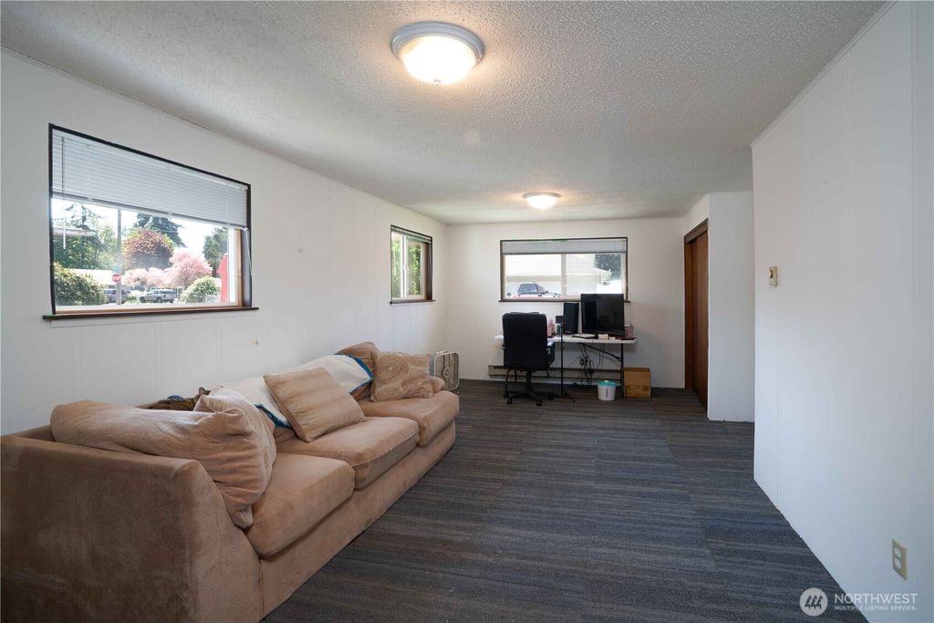 Photo of 13815 Park Avenue S, Tacoma, WA 98444 (MLS # 2490014)