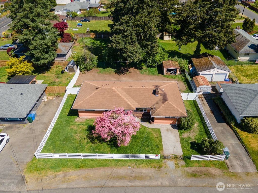 Photo of 13815 Park Avenue S, Tacoma, WA 98444 (MLS # 2490014)