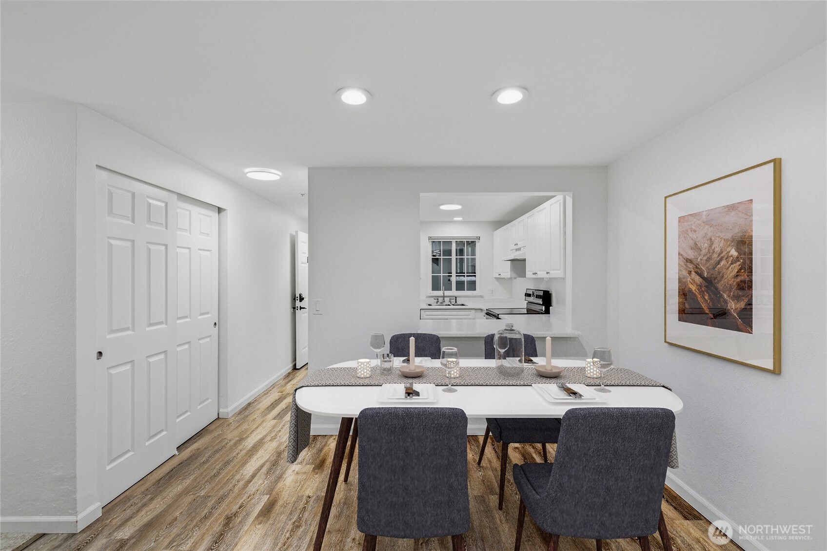 23321 Cedar Way J204