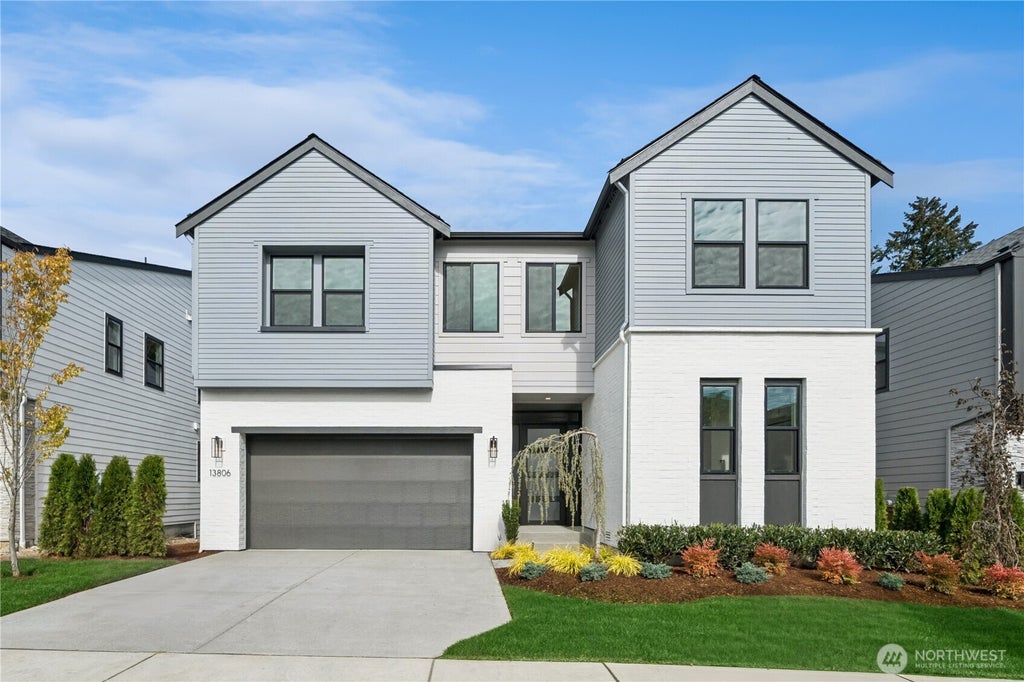 Photo of 13806 SE 85th Street, Newcastle, WA 98059 (MLS # 2468733)