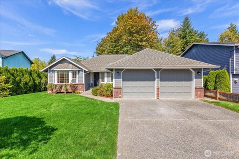 Photo of 4121 173rd Street SW, Lynnwood, WA 98037 (MLS # 2574490)