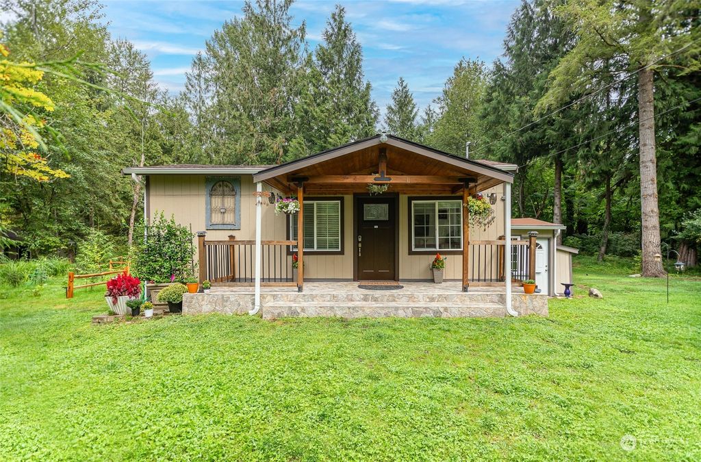 Photo of 5905 Preston Fall City Road SE, Fall City, WA 98024 (MLS # 2155757)