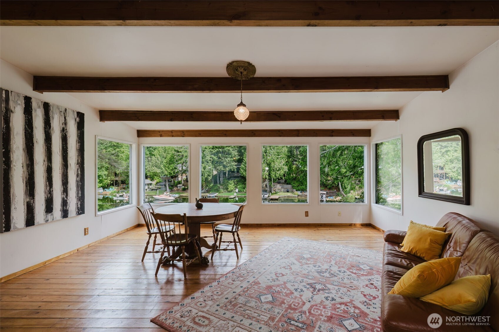 290 NE Lake Dr.