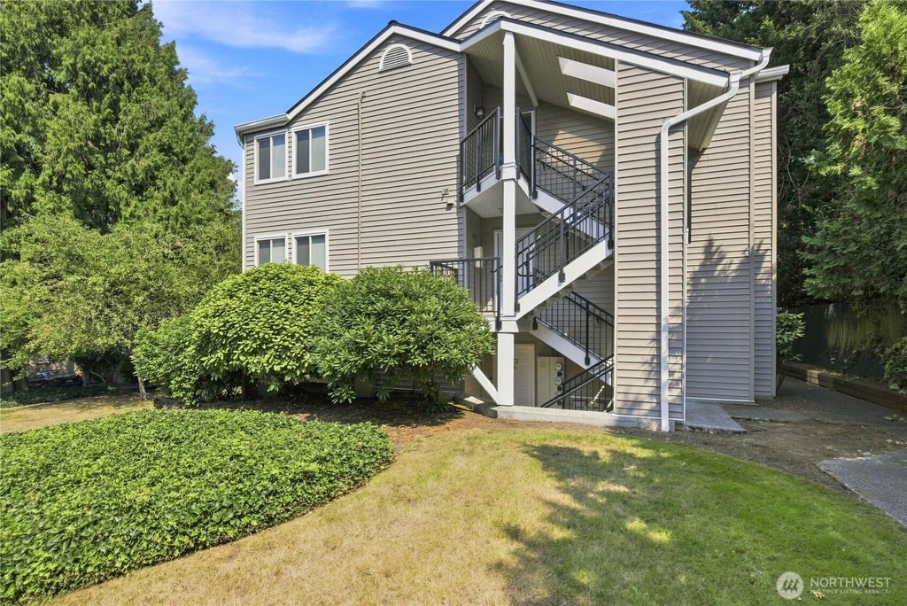 Photo of 12024 100th Avenue NE #P101, Kirkland, WA 98034 (MLS # 2577635)