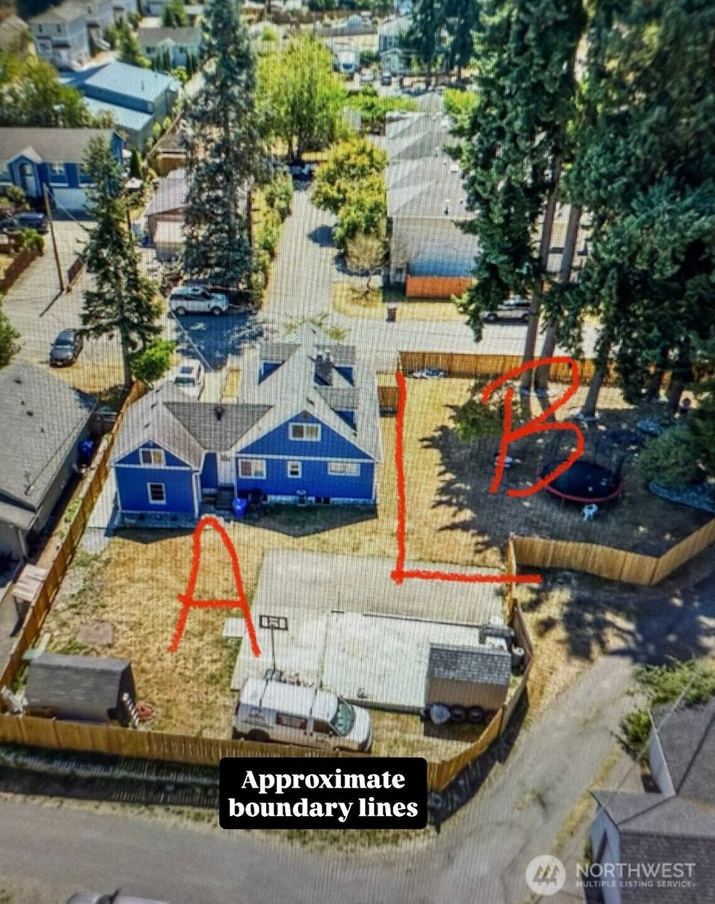 Photo of 2323 Lexington Avenue #A, Everett, WA 98203 (MLS # 2454878)