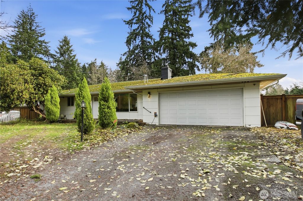 Photo of 36310 28th Avenue S, Federal Way, WA 98003 (MLS # 2462977)
