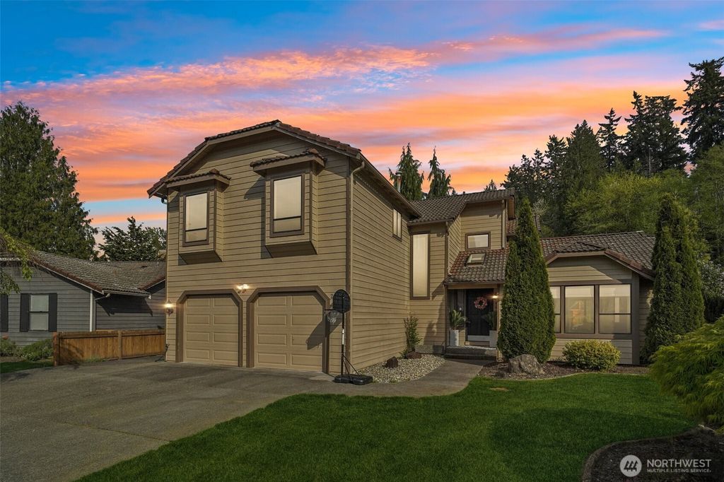 Photo of 25114 Lake Wilderness Country Club Drive SE, Maple Valley, WA 98038 (MLS # 2518191)