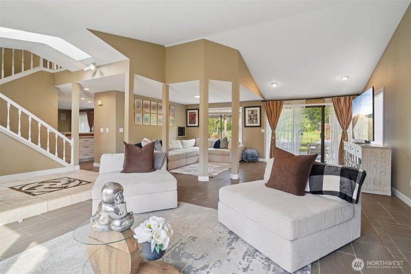25114 Lake Wilderness Country Club Drive SE