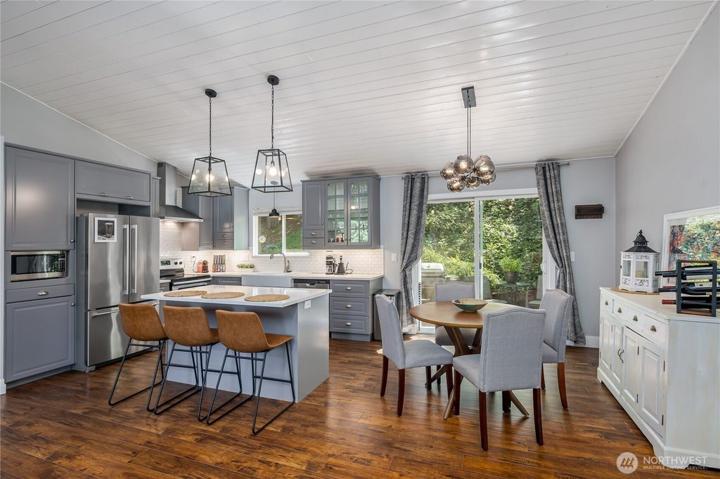 Photo of 17264 Greenwood Place N, Shoreline, WA 98133 (MLS # 2365394)