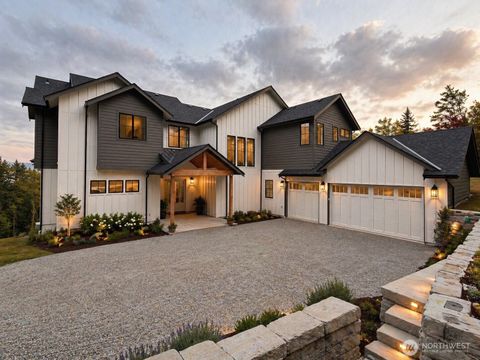 Photo of 26006 NE 29th Place, Redmond, WA 98053 (MLS # 2523926)