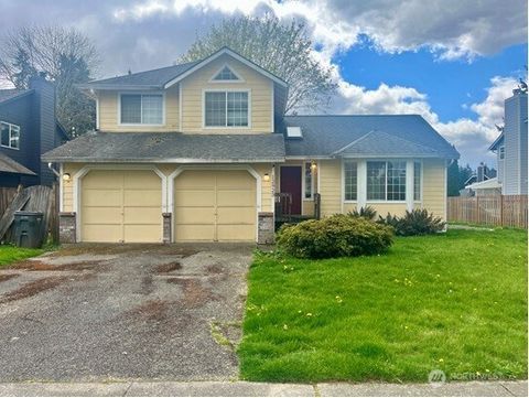 Photo of 12923 SE 317th Court, Auburn, WA 98092 (MLS # 2507340)