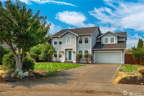 Photo of 307 Rowe Street NW, Orting, WA 98360 (MLS # 2565302)