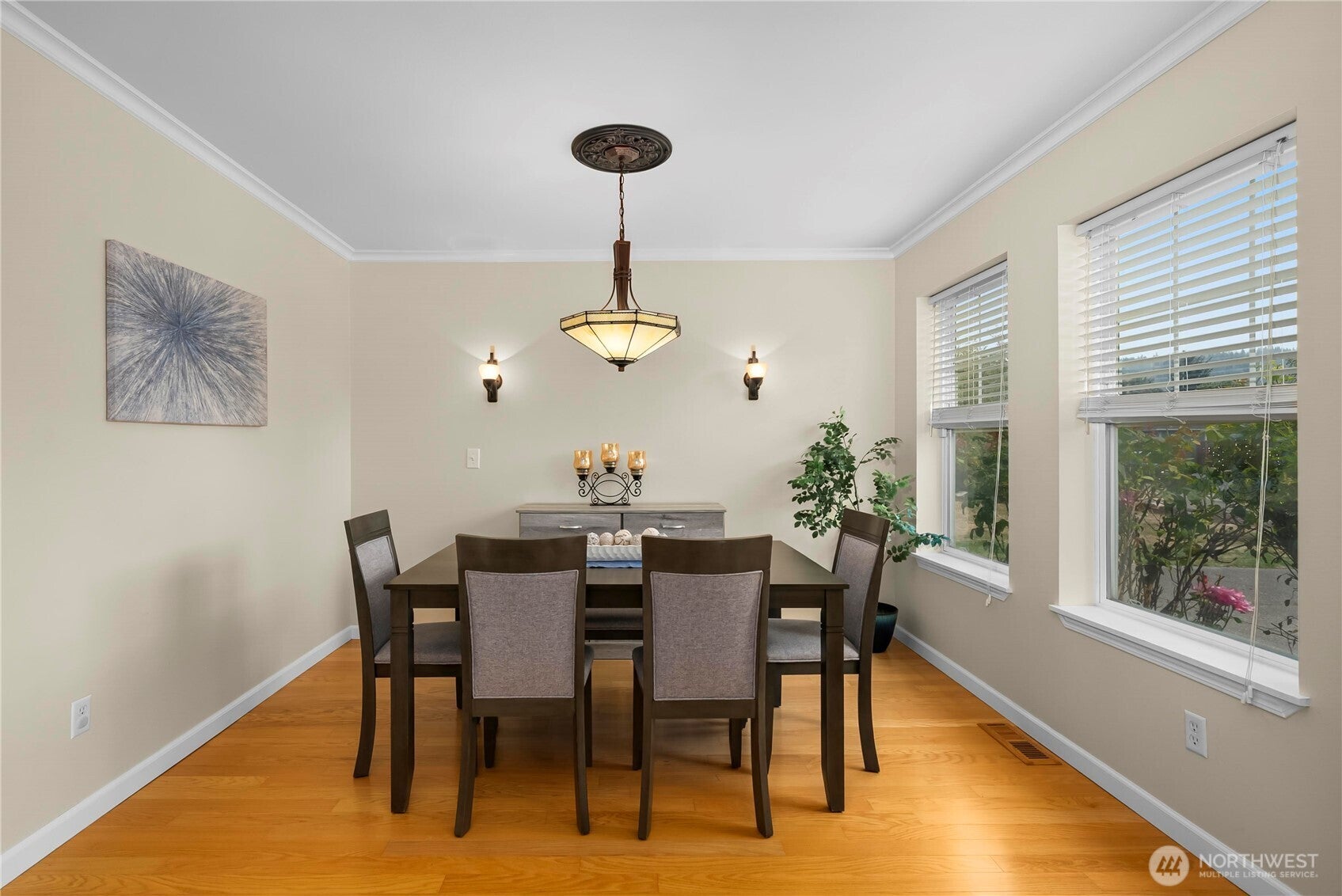 307 Rowe Street NW