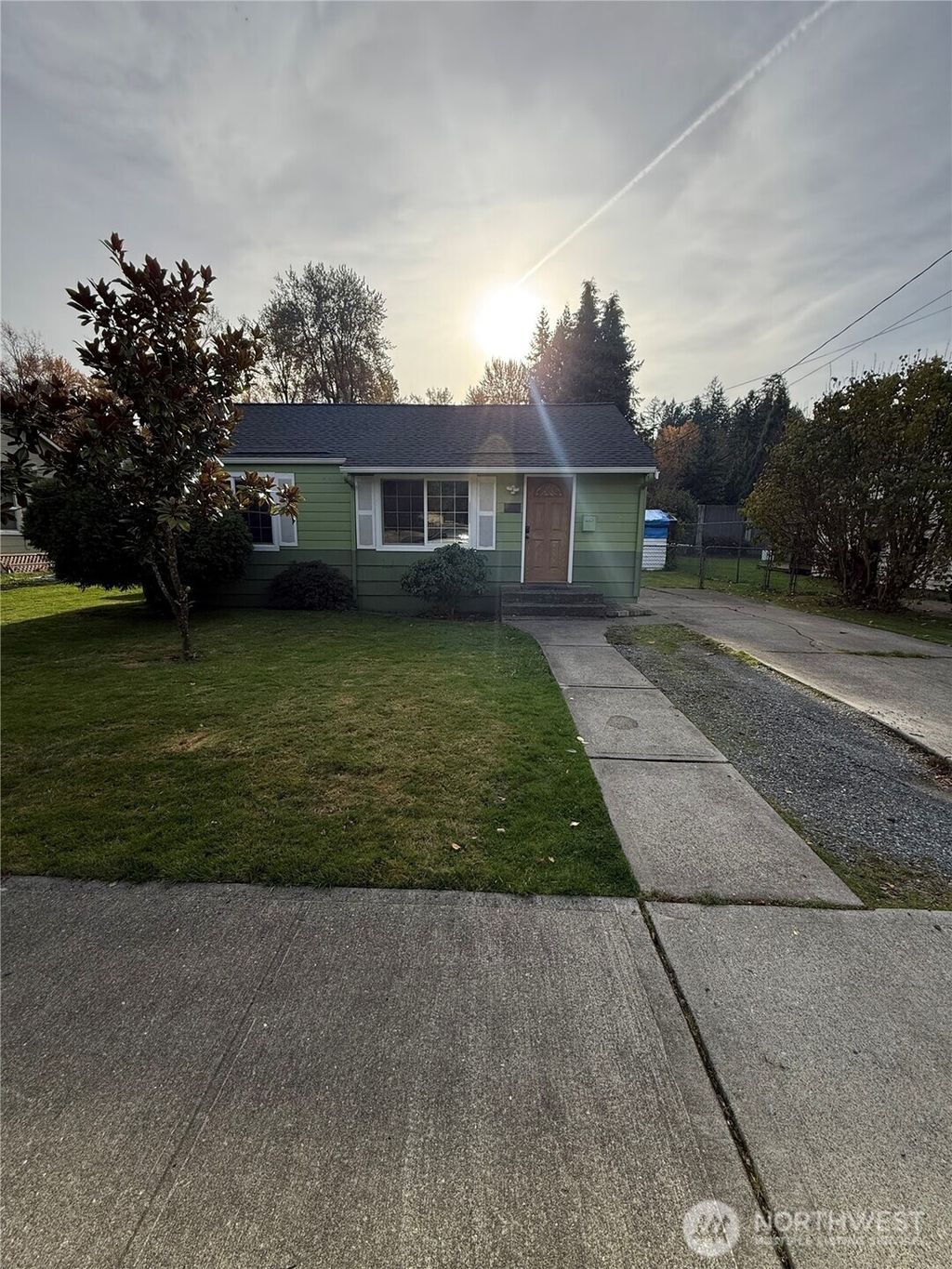 Photo of 3533 SE 6th ST St, Renton, WA 98058 (MLS # 2455893)