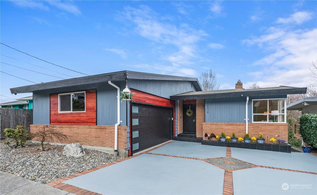 Photo of 10032 Waters Avenue S, Seattle, WA 98178 (MLS # 2039944)