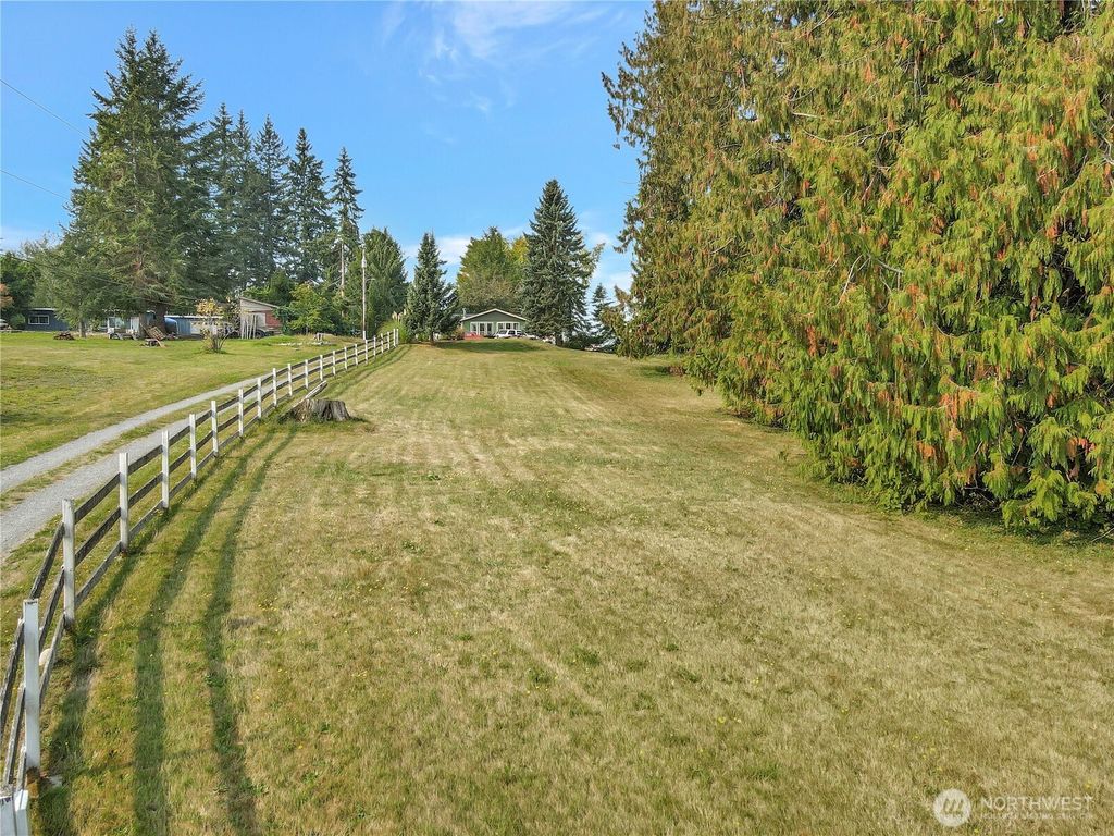 Photo of 8624 E Sunnyside School Road, Marysville, WA 98270 (MLS # 2442596)