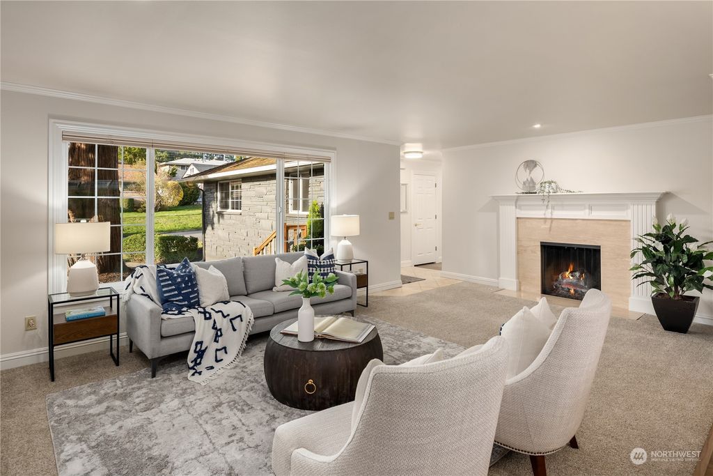 Photo of 10425 NE 194th Street, Bothell, WA 98011 (MLS # 2049502)