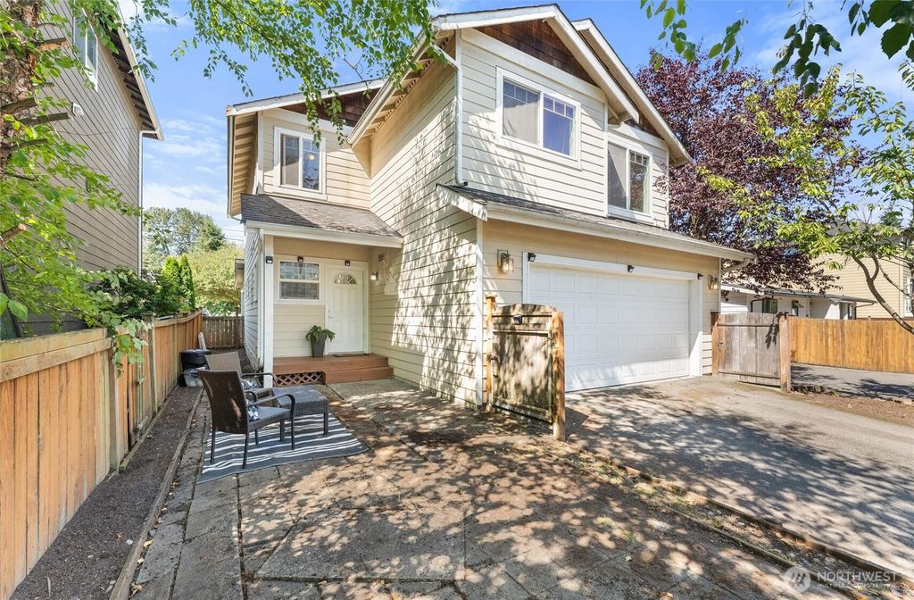 Photo of 9339 18th Avenue W, Everett, WA 98204 (MLS # 2416677)