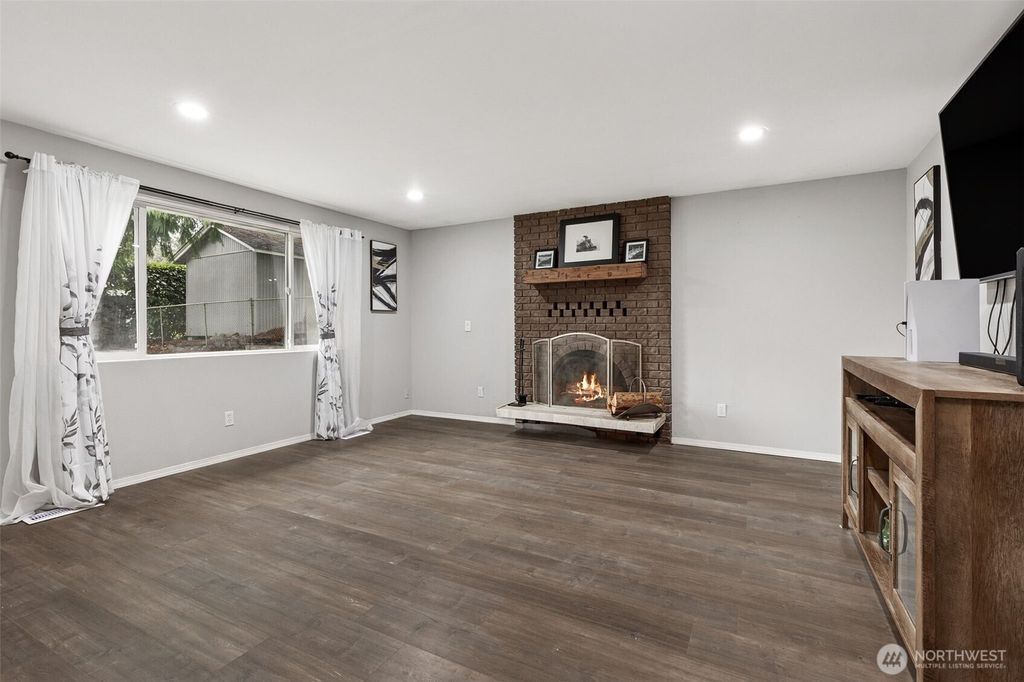 Photo of 430 School Court SE, Lacey, WA 98503 (MLS # 2464283)