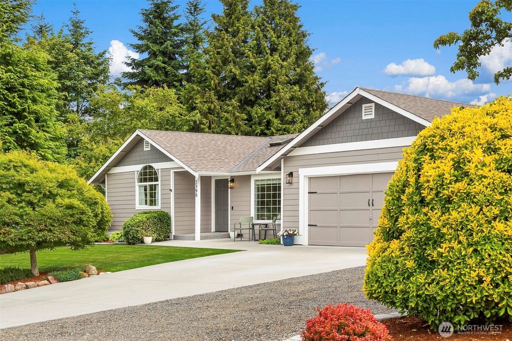 Photo of 2390 229th Pl Sw Place SW, Brier, WA 98036 (MLS # 2398773)