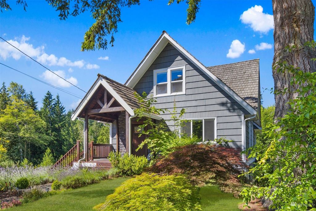 Photo of 4706 109th Avenue SE, Snohomish, WA 98290 (MLS # 1984560)