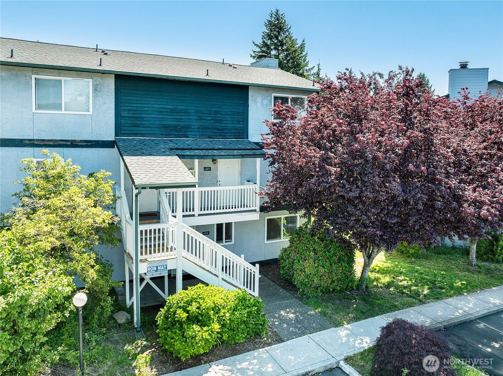 Photo of 8823 Holly Drive #H207, Everett, WA 98208 (MLS # 2403895)