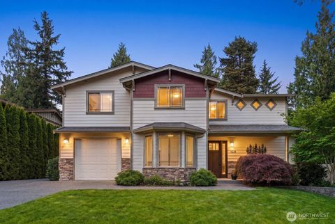 Photo of 11236 108th Ave Ne AVE, Kirkland, WA 98033 (MLS # 2519317)