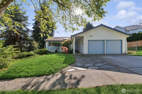 Photo of 16226 NE 57th Street, Redmond, WA 98065 (MLS # 2535347)