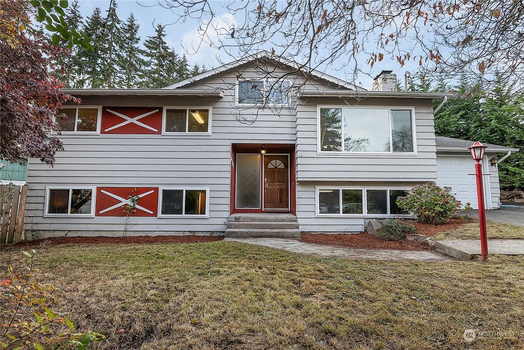 Photo of 23115 80th Place W, Edmonds, WA 98026 (MLS # 2012877)