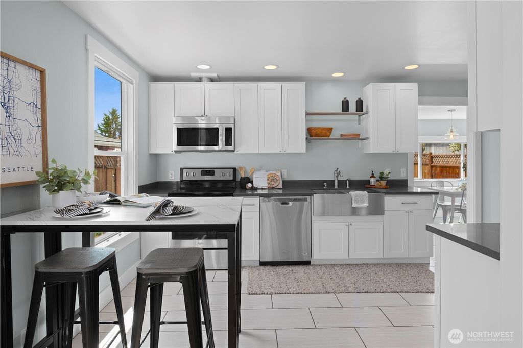 Photo of 8643 Wabash Avenue S, Seattle, WA 98118 (MLS # 2477884)