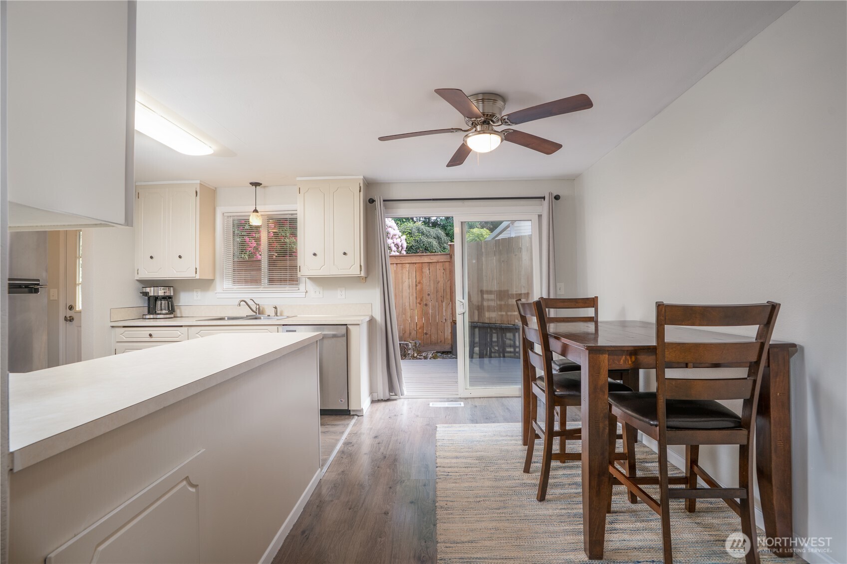 3703 Sunset Drive W