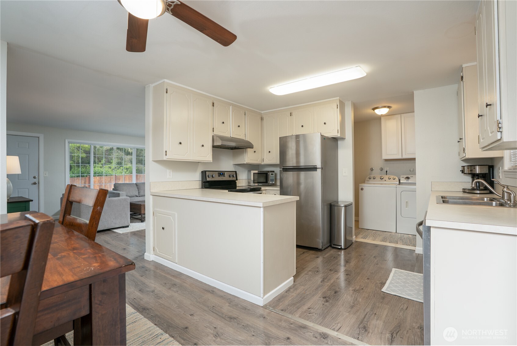 3703 Sunset Drive W