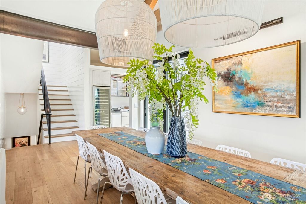 listing image 9360007318486182972