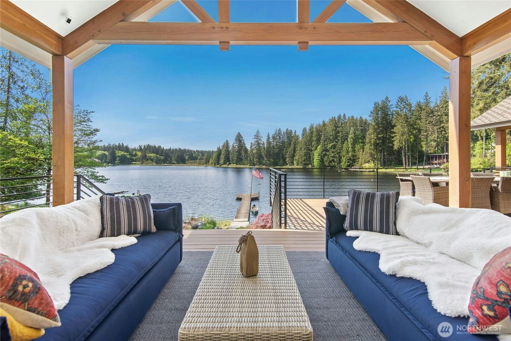 listing image 9366755071654570723
