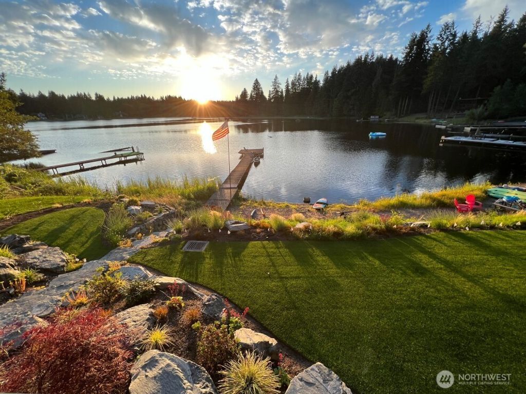 listing image 9369760236541266573