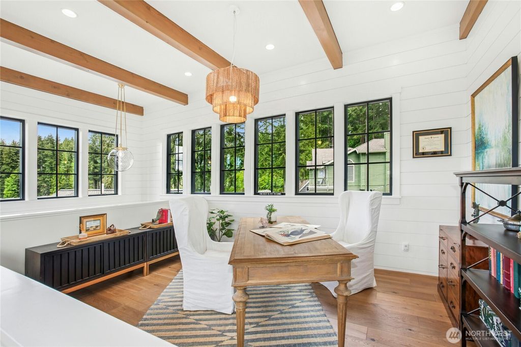 listing image 9363661950274455999