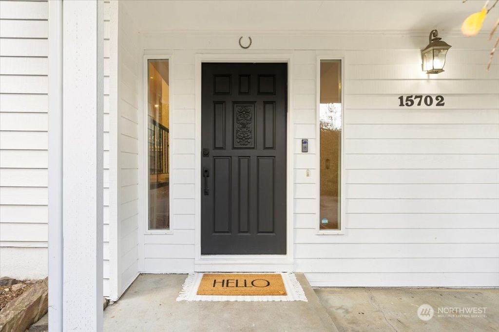 Photo of 15702 Larch Way, Lynnwood, WA 98087 (MLS # 2310635)