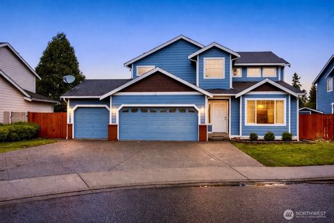 Photo of 9820 S 242nd Place, Kent, WA 98030 (MLS # 2493297)