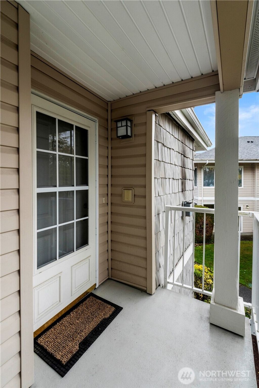 Photo of 11130 SE 208th Street #J204, Kent, WA 98031 (MLS # 2338996)