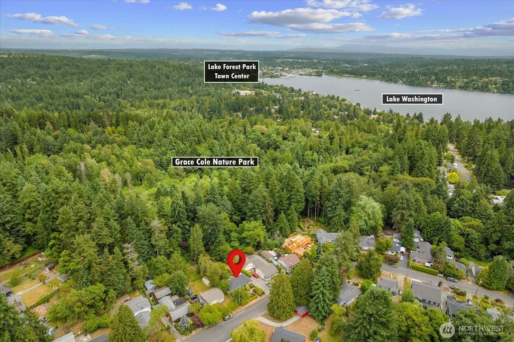 Photo of 16364 28th Pl NE Pl, Shoreline, WA 98155 (MLS # 2397453)