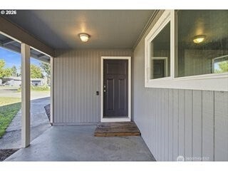 Photo of 826 B Street, Washougal, WA 98671 (MLS # 2583260)