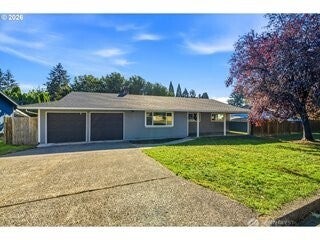 Photo of 826 B Street, Washougal, WA 98671 (MLS # 2583260)