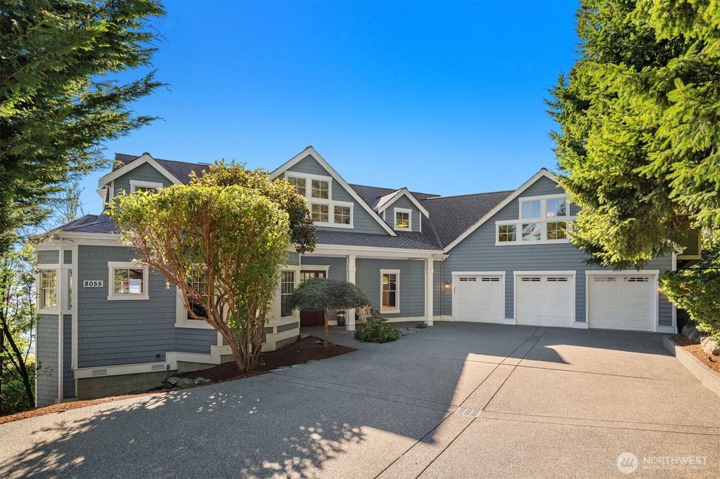 Photo of 8055 W Mercer Way, Mercer Island, WA 98040 (MLS # 2397224)